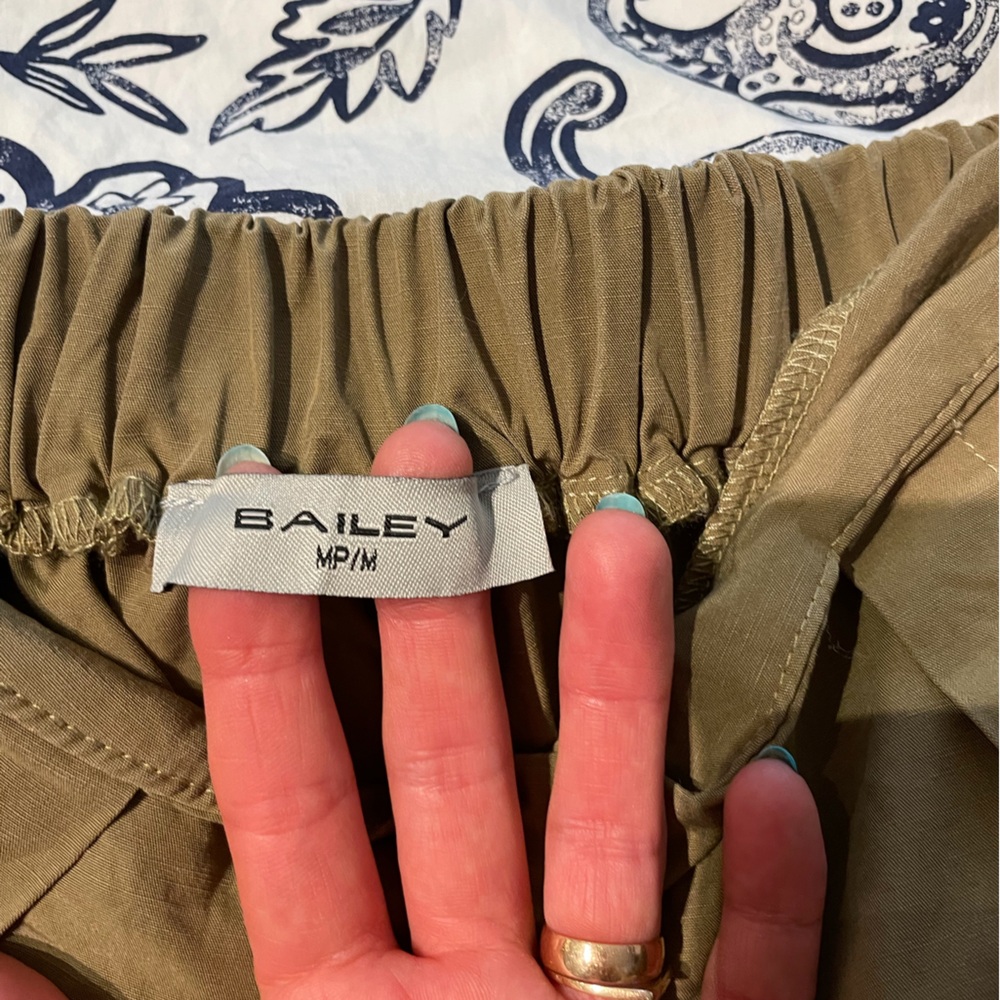 Wide-Leg Tan Pants - Picture 2 of 2
